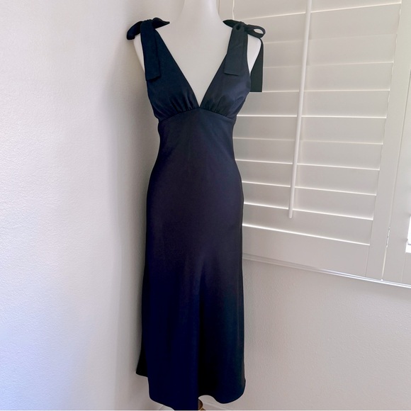 NWT Sachin & Babi Navy Blue Silk Charmuese Tie Strap Plunge neck MIDI Dress in 4 - Picture 5 of 12